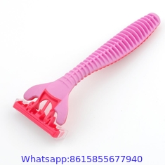 triple hojilla desechable triple blade razor